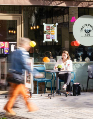 Samen met Based werken we elke dag aan vastgoed dat logisch, duurzaam en mensgericht is.